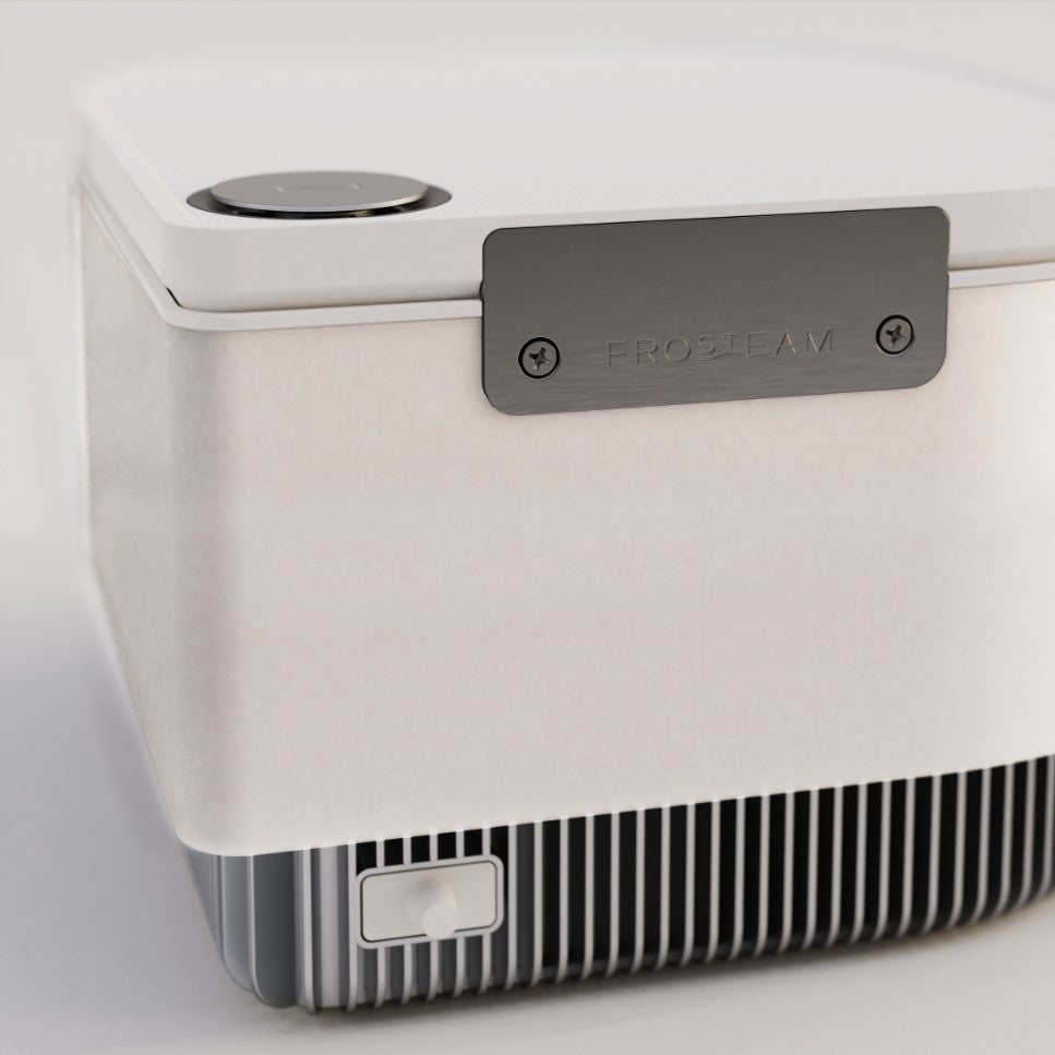 Essential oil diffuser slot integrated in Frosteam 3-in-1 device