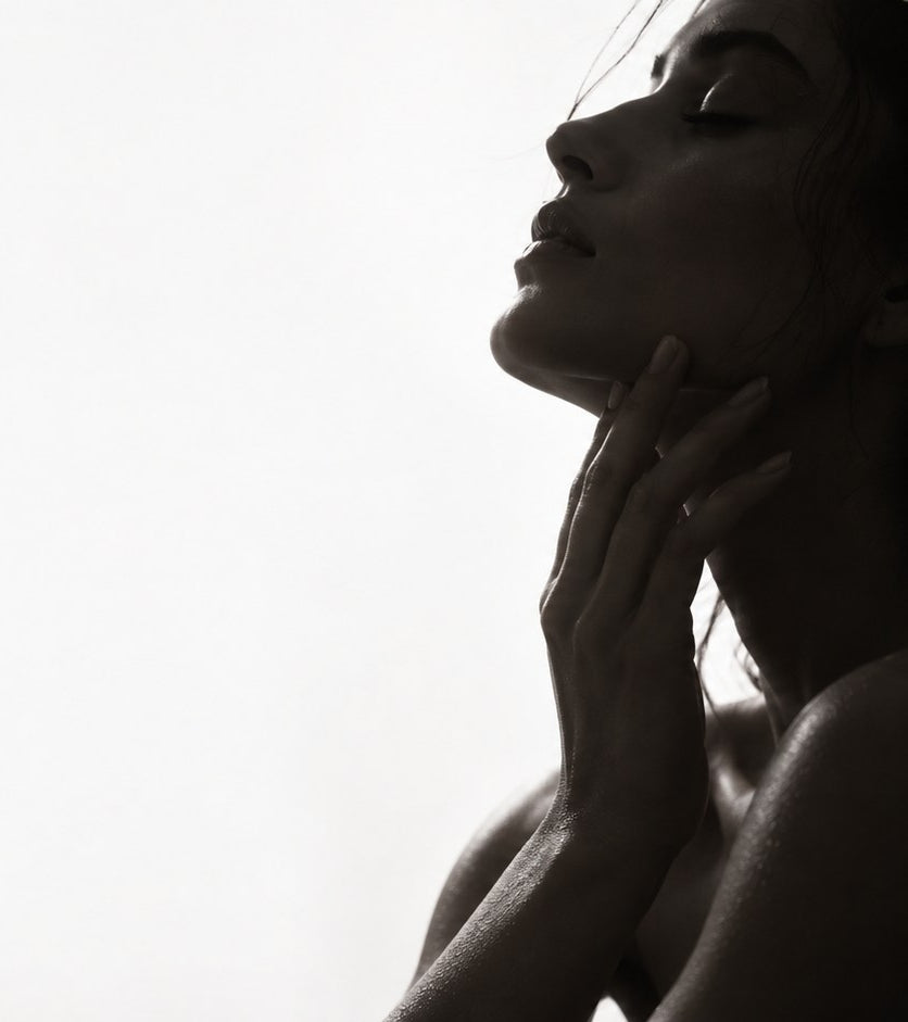 Profile of a woman with glowing skin, representing the skincare side of the Frosteam Harmony ritual