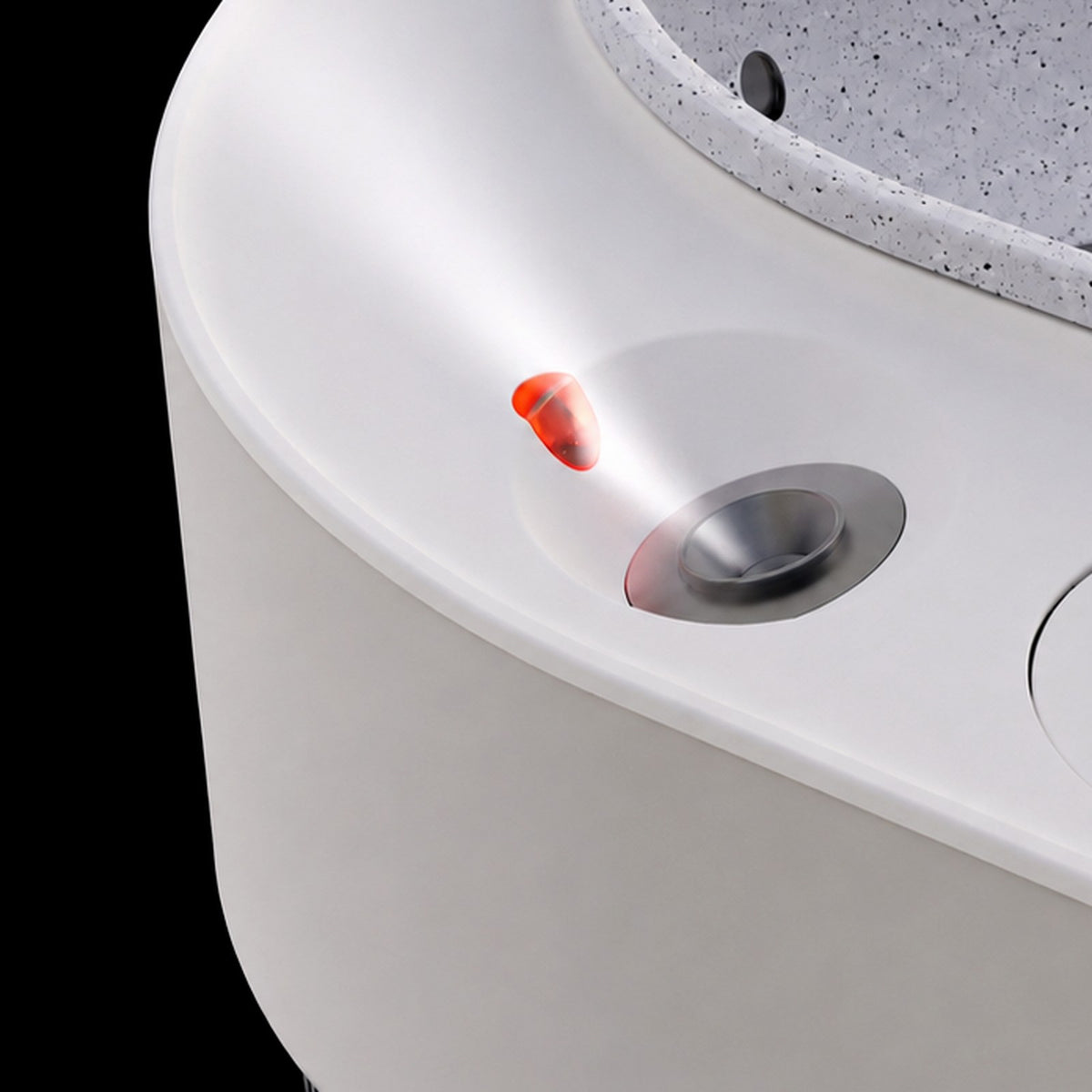 Close-up of the Frosteam Harmony nano-ionic steam outlet